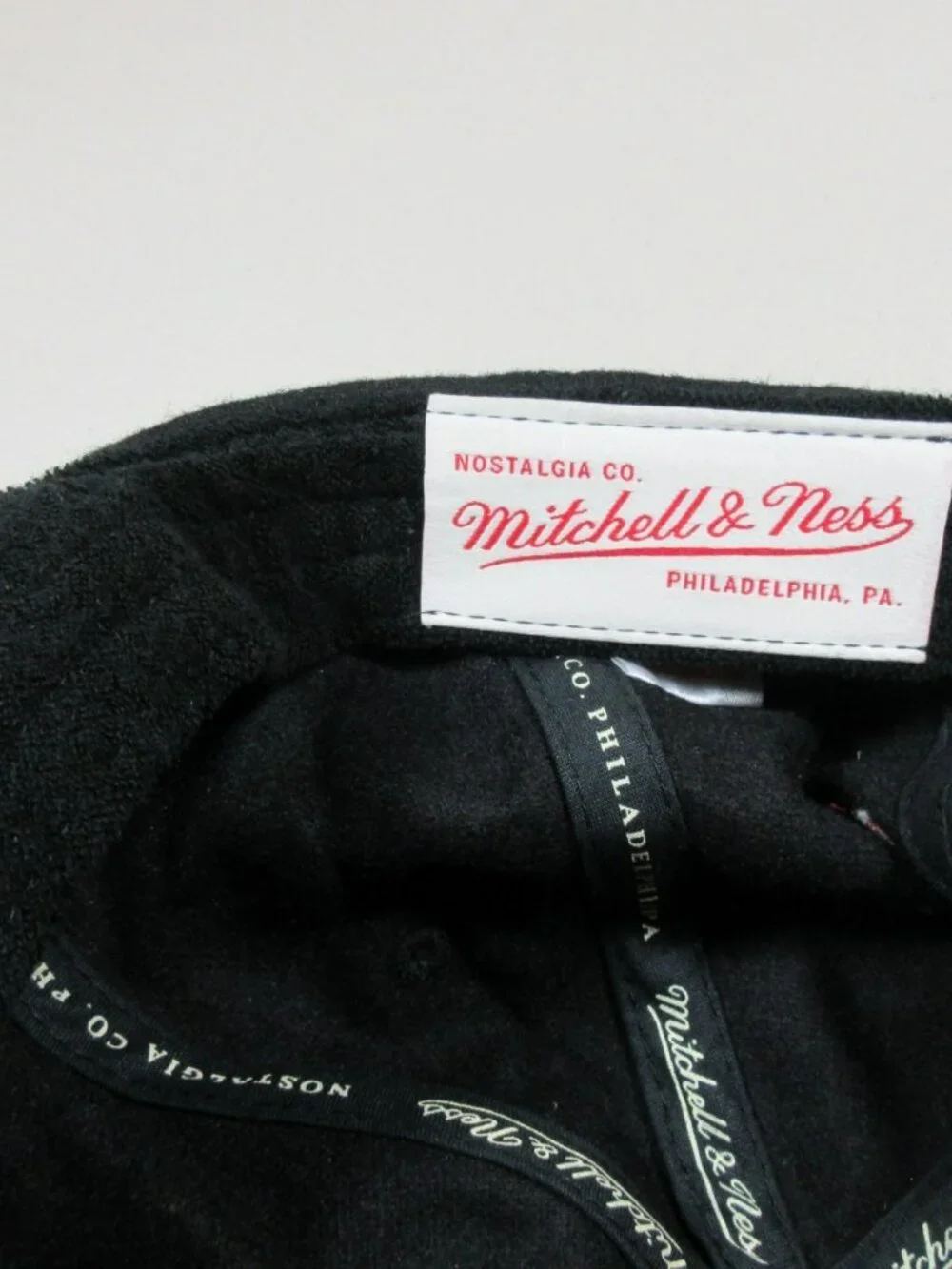 Mitchell & Ness mens black Chicago Bulls Wool leather strapback NBA HWC NWT